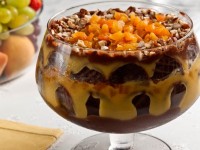 PAVÊ DE FRUTAS SECAS E CHOCOLATE
