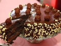 BOLO DE BRIGADEIRO CROCANTE